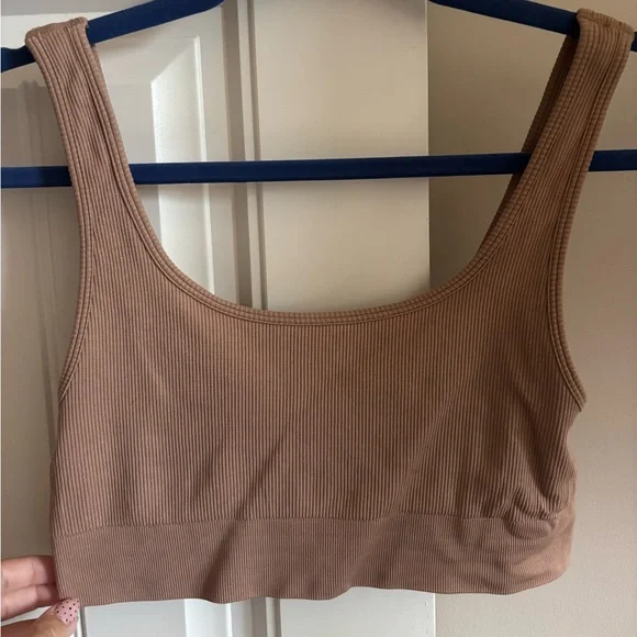 Babaton Ribbed Tan Crop Top - Picture 1 of 2